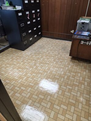 Commercial Floor Cleaning in Detroit, MI (2)